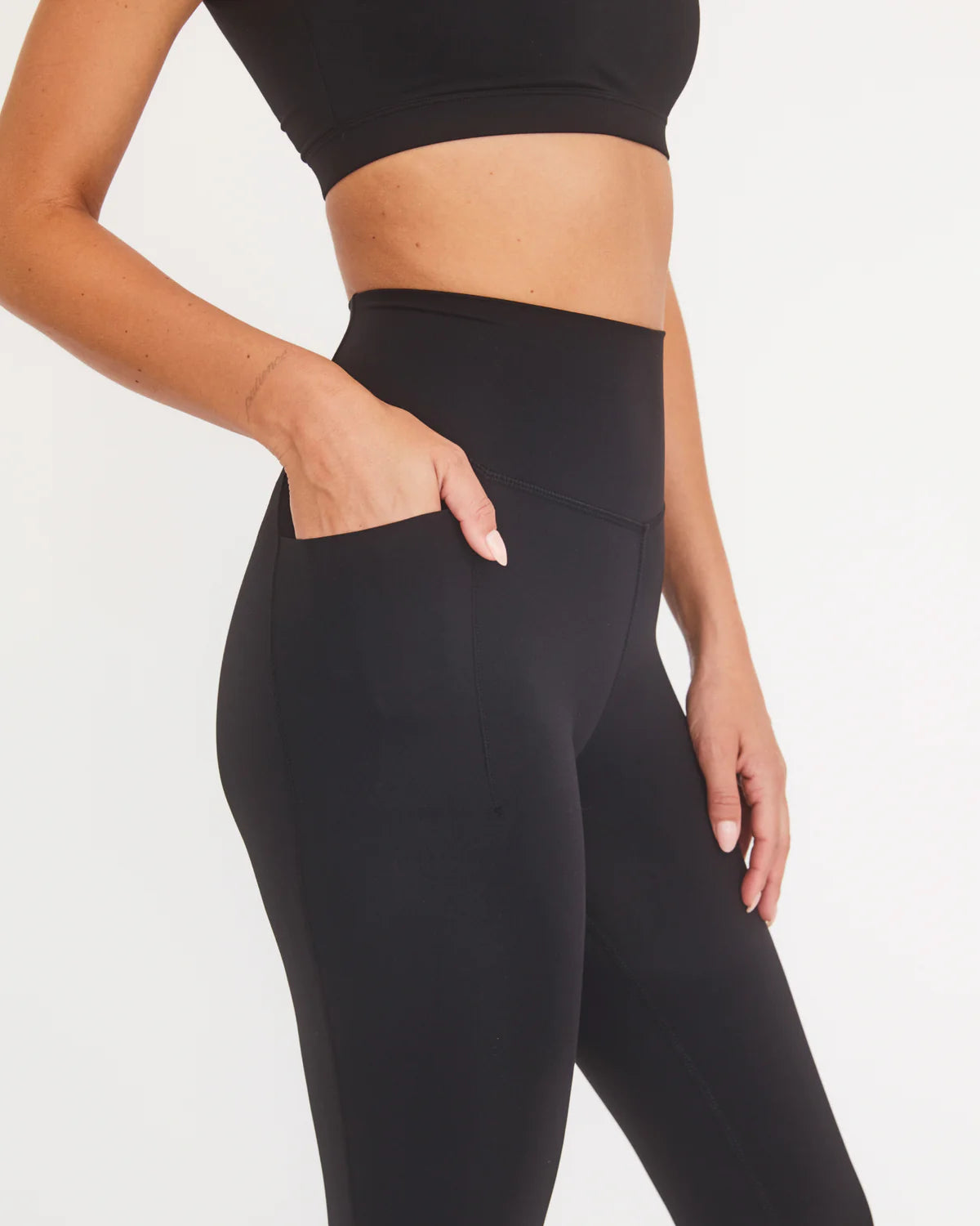 JOJA - Pocket Spin Leggings Onyx