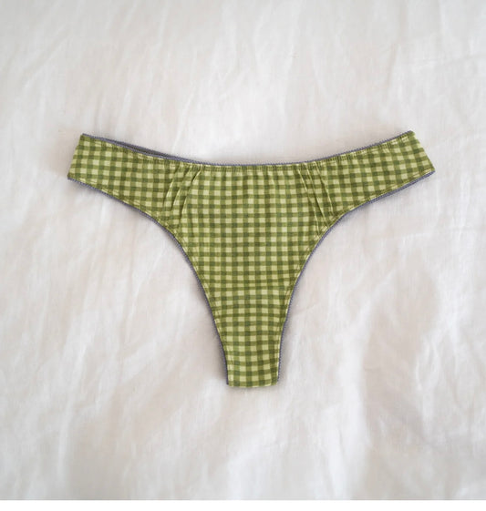 BUTTERCUP - Thong Dill Pickle