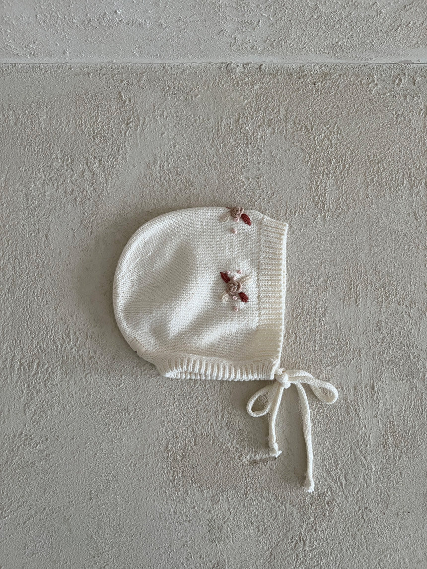 Flower Knit Bonnet