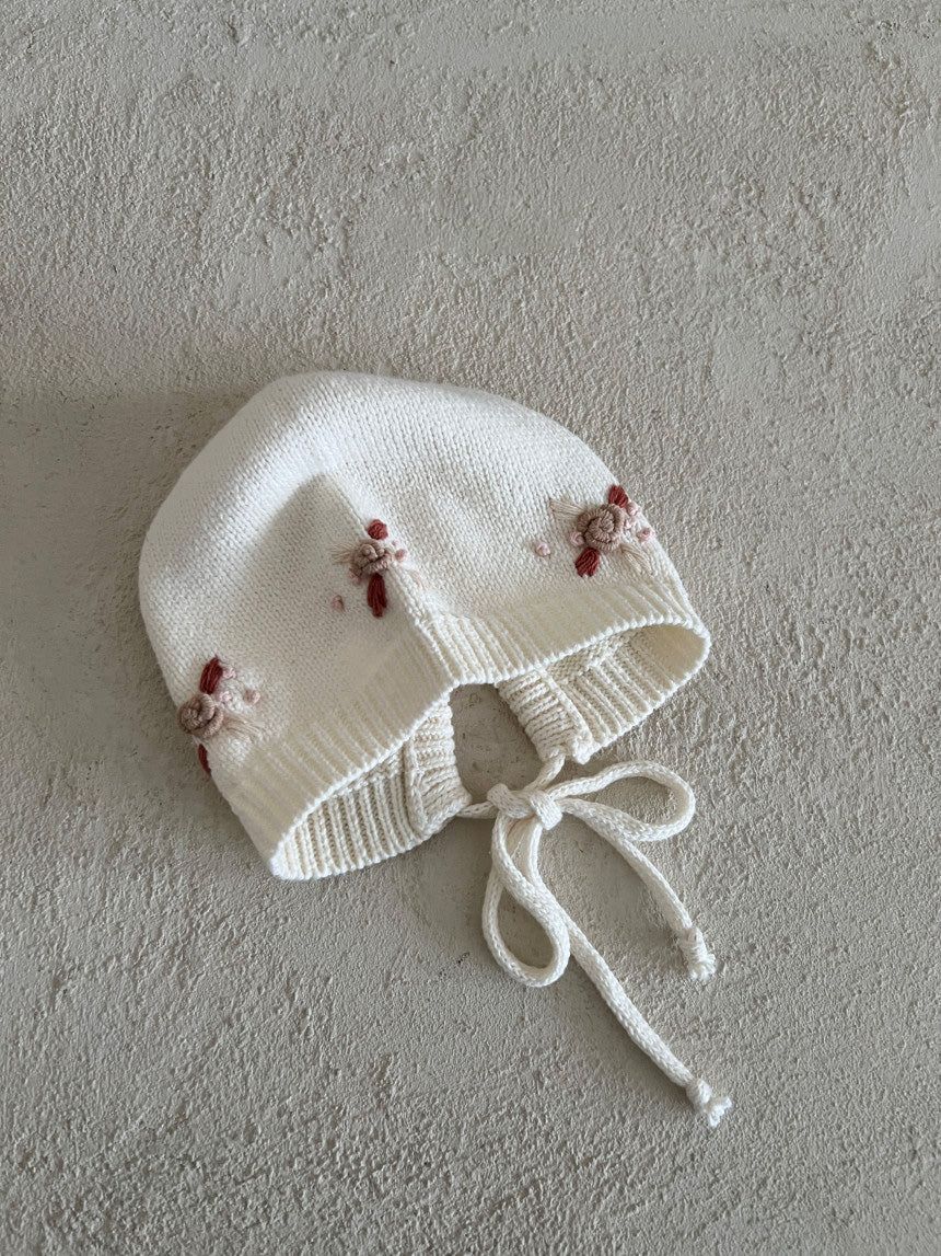 Flower Knit Bonnet