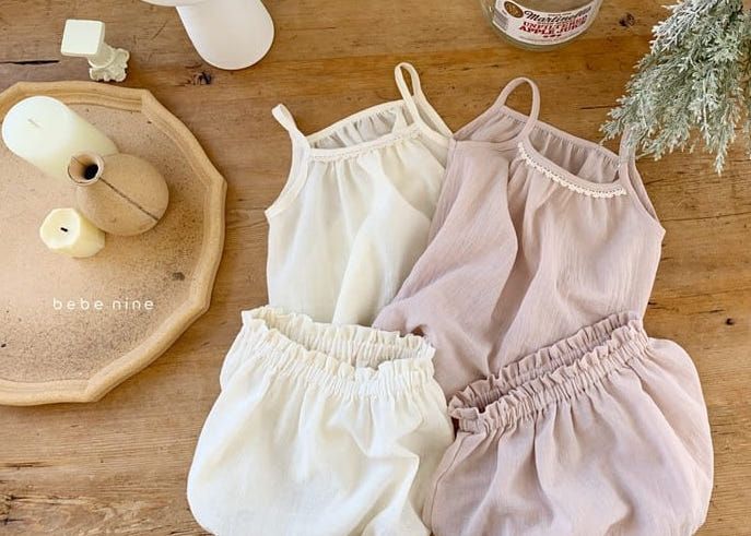 Baby Leila Lace Bloomer Set