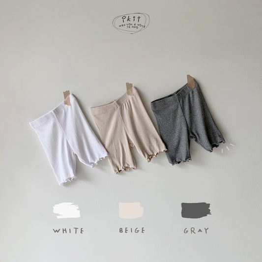 Ikii Ribbed Biker Shorts