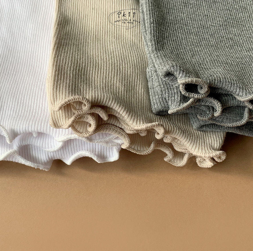 Ikii Ribbed Biker Shorts