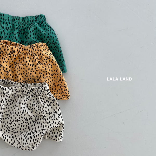 LaLa Leo Shorts