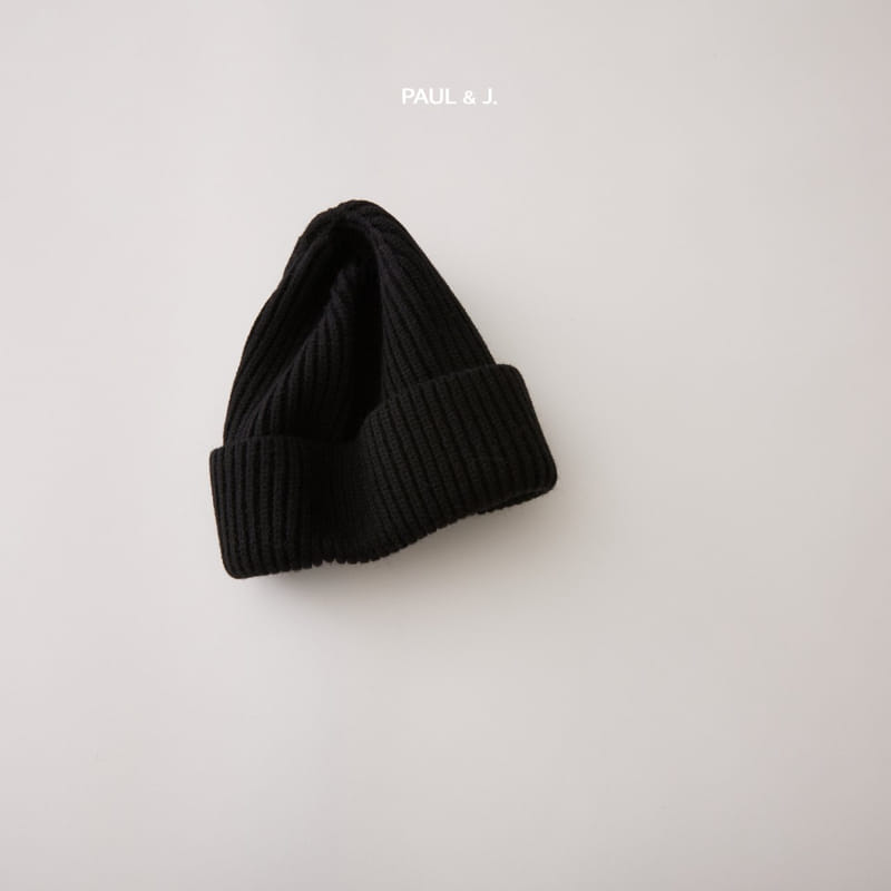Leon Ribbed Beanie