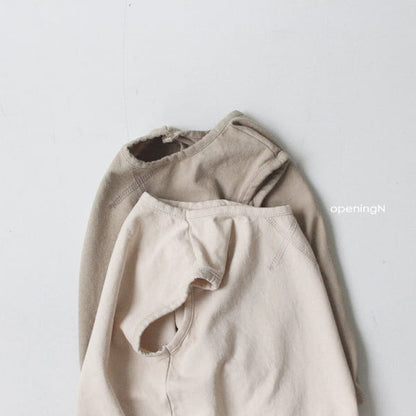 Kelly Basic Tee