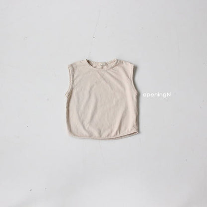 Kelly Basic Tee